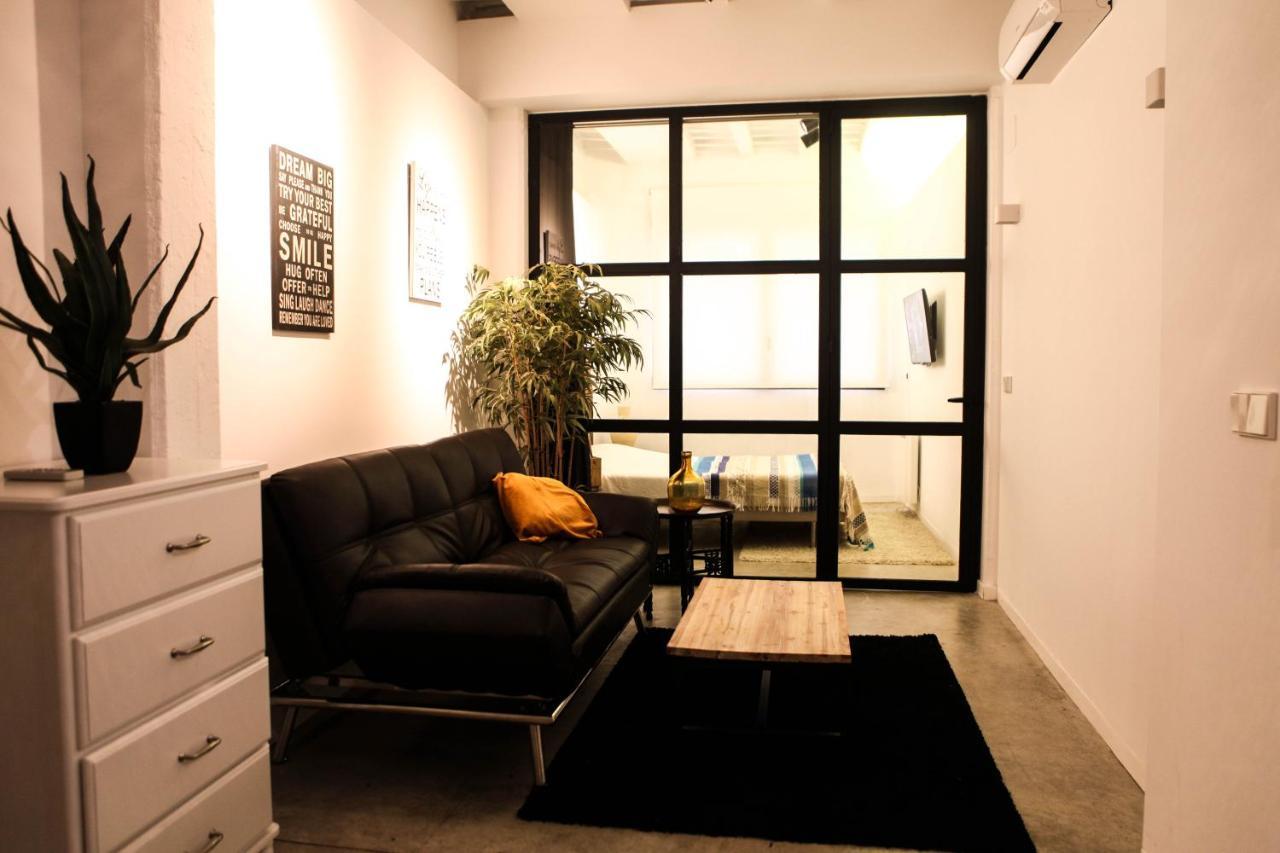 Apartment Triador บาเลนเซีย ภายนอก รูปภาพ